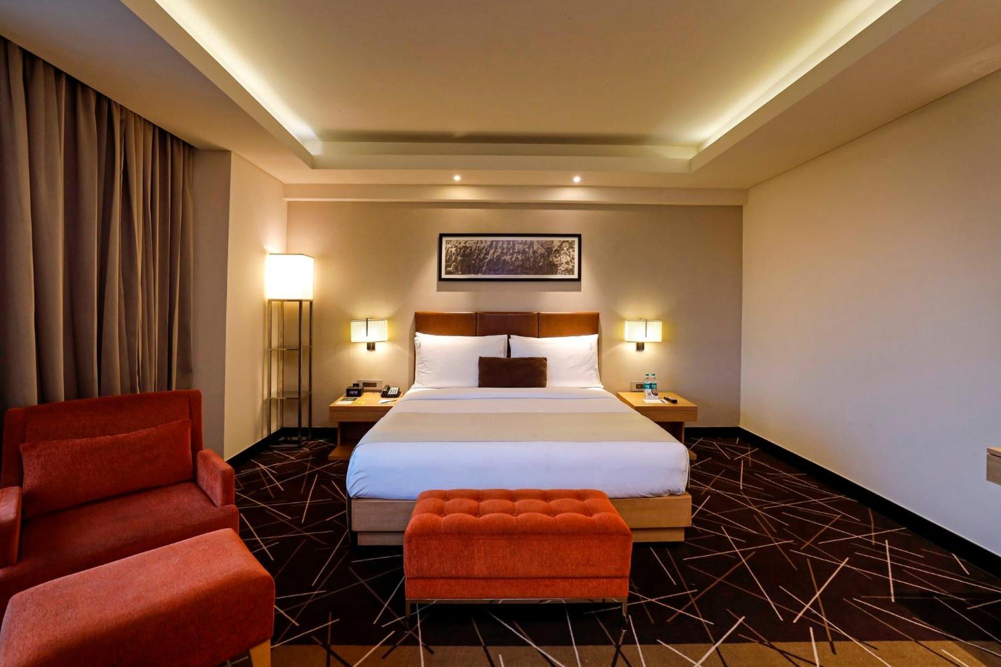 Holiday Inn Chennai Omr It Expressway, An Ihg Hotel Εξωτερικό φωτογραφία